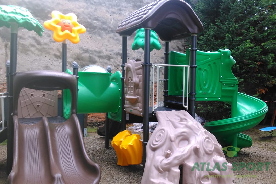 Echipament loc de joaca