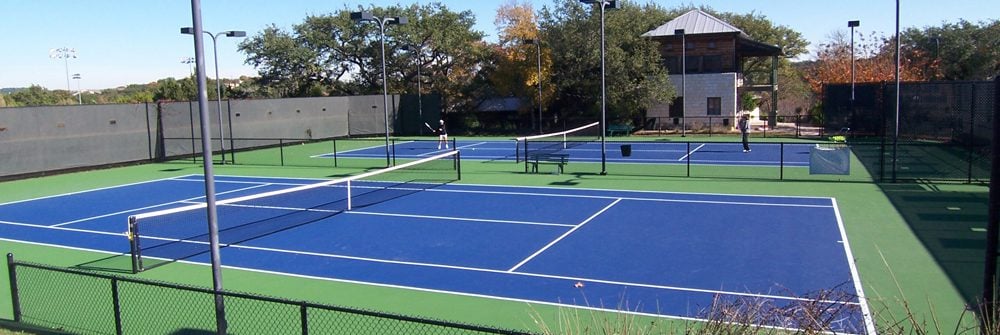 Terenurile de tenis cu zgură vs terenuri de tenis cu suprafață hard 3 100 0098 1 1000x3351 1