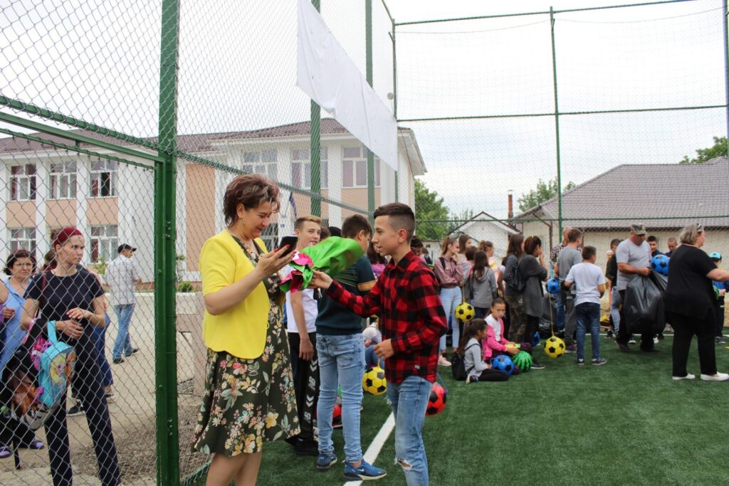 61554640 2104901856473797 267609082817413120 o