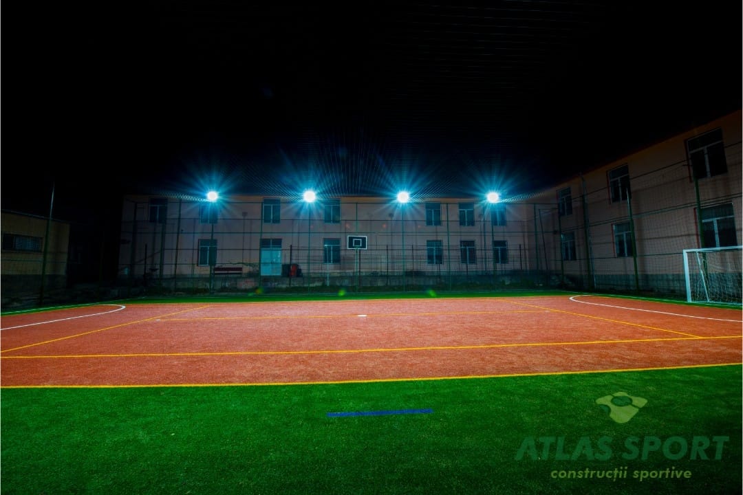 Nocturna LED pentru iluminarea terenurilor sportive 1 800 3944