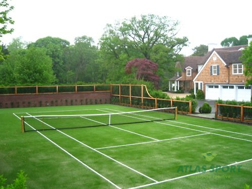 De ce să alegeţi gazonul artificial pentru terenul de tenis? 2 8eeb9cc5fca0024df81f589c6597e65a 1