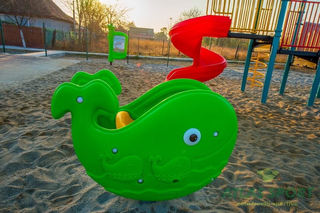 Echipamente de joacă pentru copii