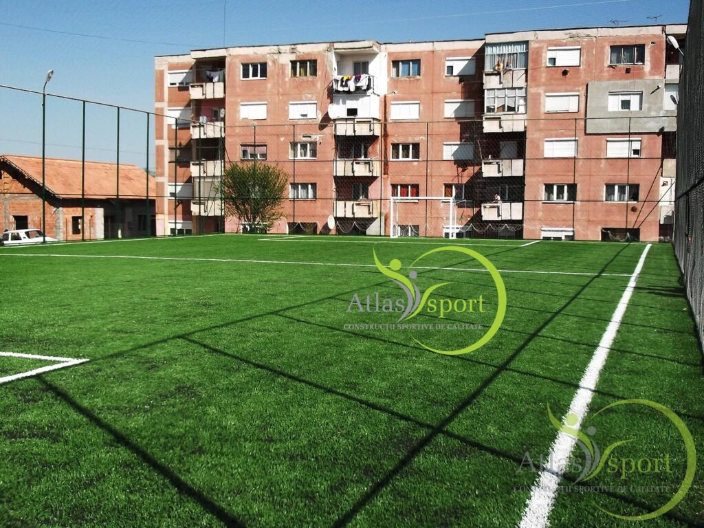Construire Bază Sportivă cu gazon sintetic