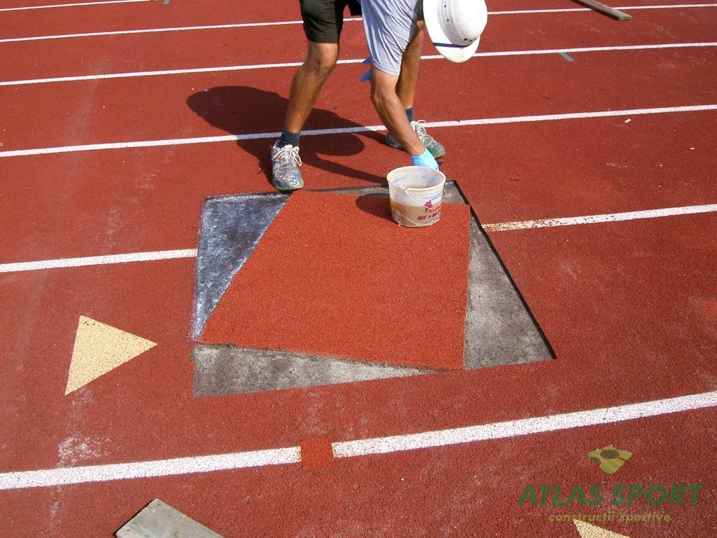 Construcţia pistelor de atletism - importanţa garanţiei 3 prefabricated rubber running strong style color b82220 track strong