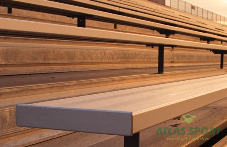 Facilități pentru terenurile sportive: bănci și tribune 1 take a seat image1